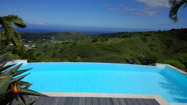 Des spécialistes en rénovation de piscine à L'Étang-Salé 