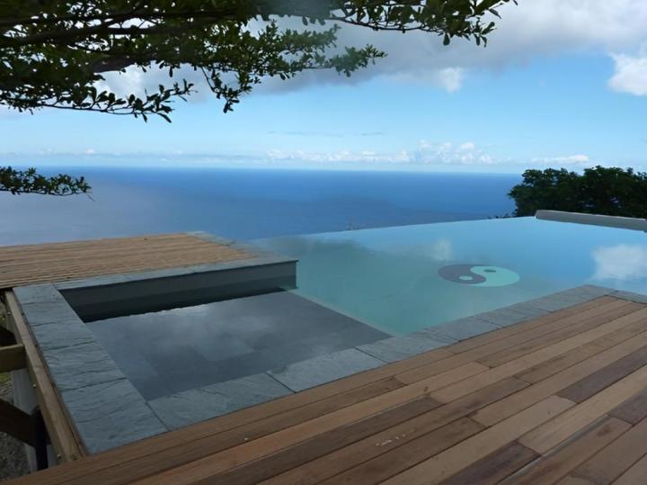 Des spécialistes en rénovation de piscine à L'Étang-Salé 